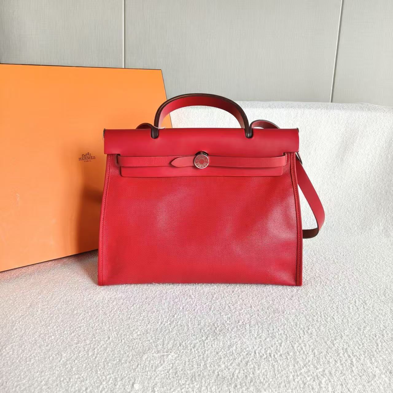 Hermès - Herbag 31 - Waterproof canvas and cowhide leather - Chili Red with Beige accents - (medium)