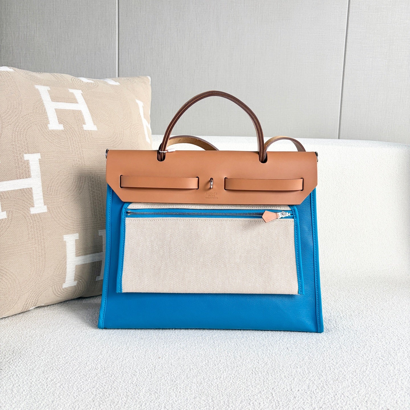 Hermès - Herbag 31 - Waterproof canvas and Vache Hunter leather - Zanzibar Blue and Tan - (Medium)