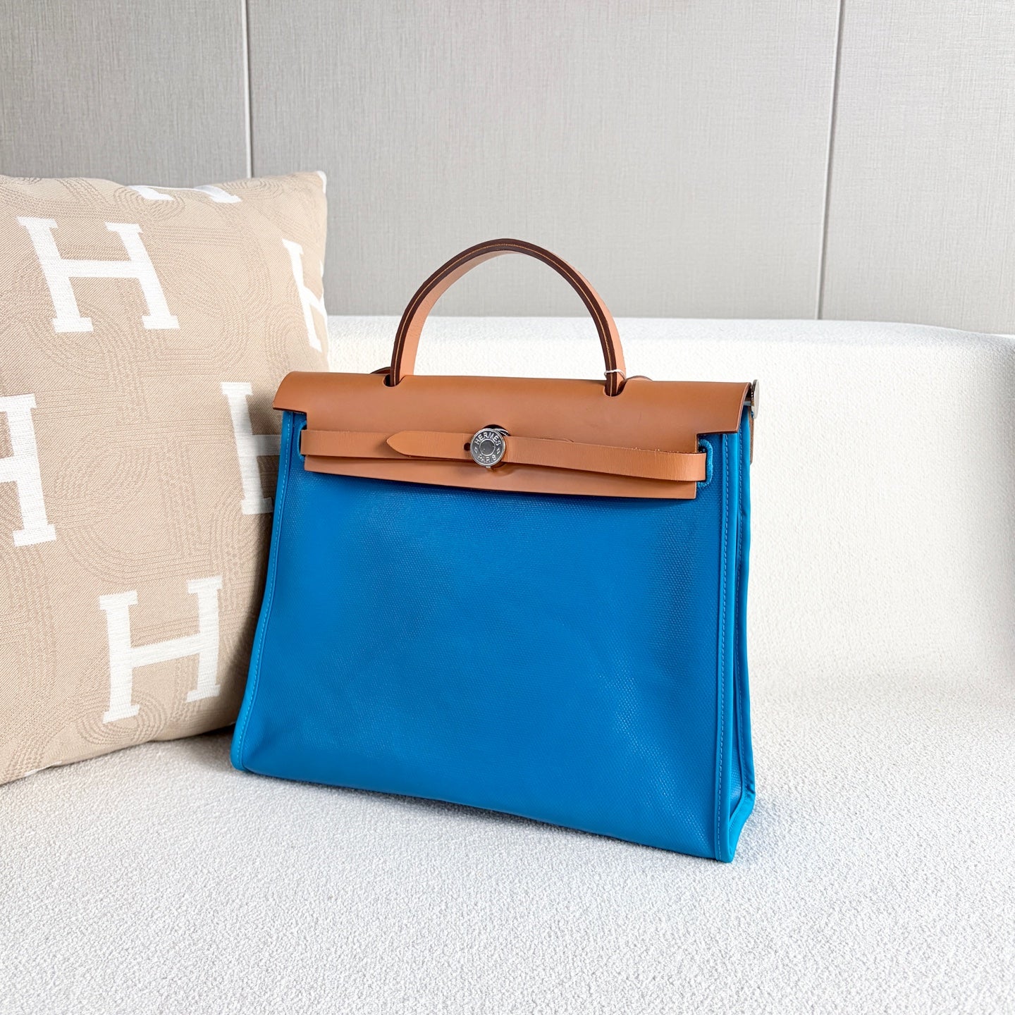 Hermès - Herbag 31 - Waterproof canvas and Vache Hunter leather - Zanzibar Blue and Tan - (Medium)