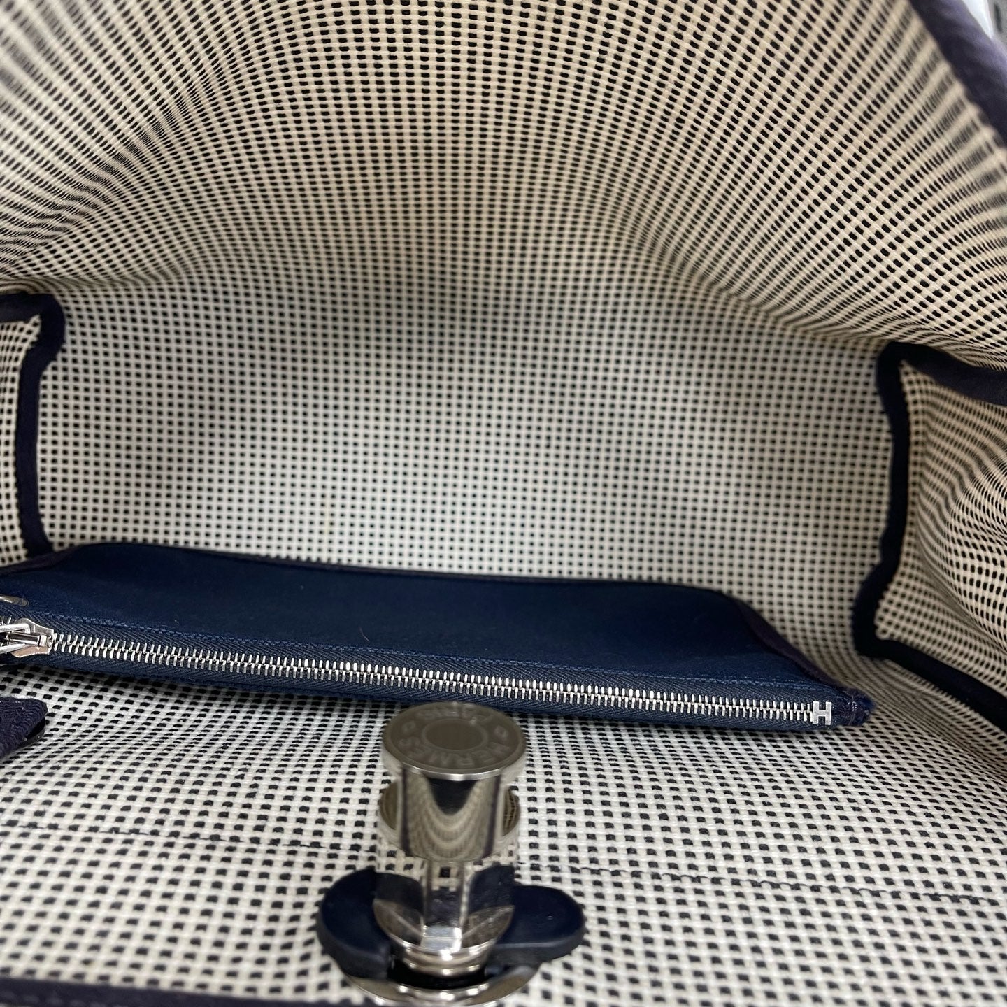 Hermès - Herbag Zip 31 - Canvas and Leather - Blue and White with Black Accents - (medium)