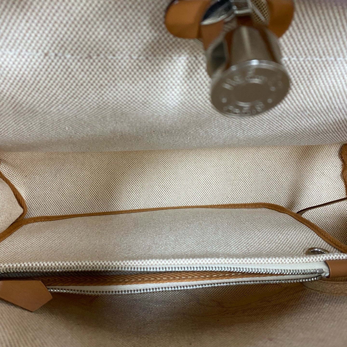 Hermès - Herbag Zip 31 - Canvas and natural tan leather - Beige with Tan leather and Red pattern - (Medium)