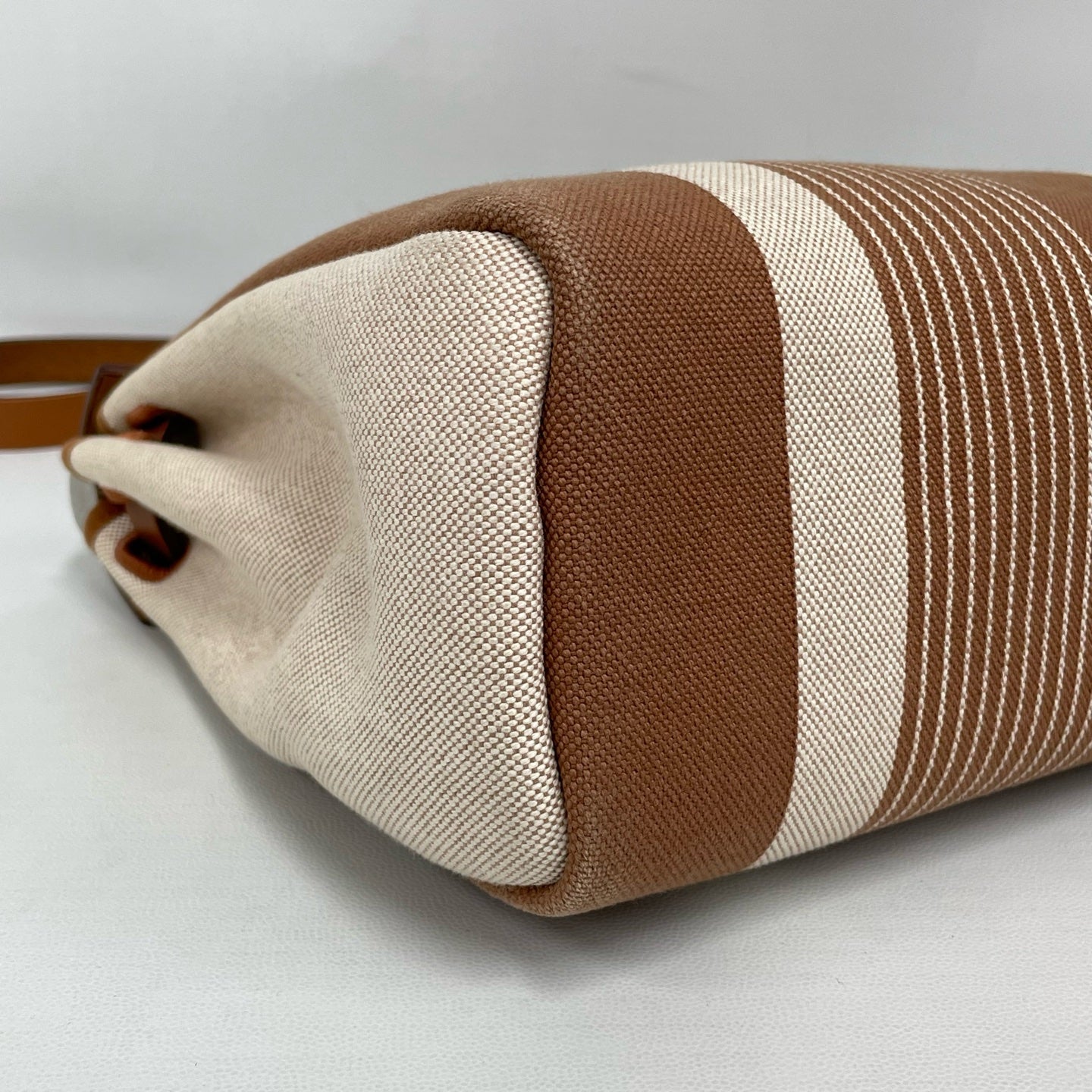 Hermès - Herbag Zip 31 - Toile H Canvas and Vache Hunter Leather - Brown and Beige - (Medium)