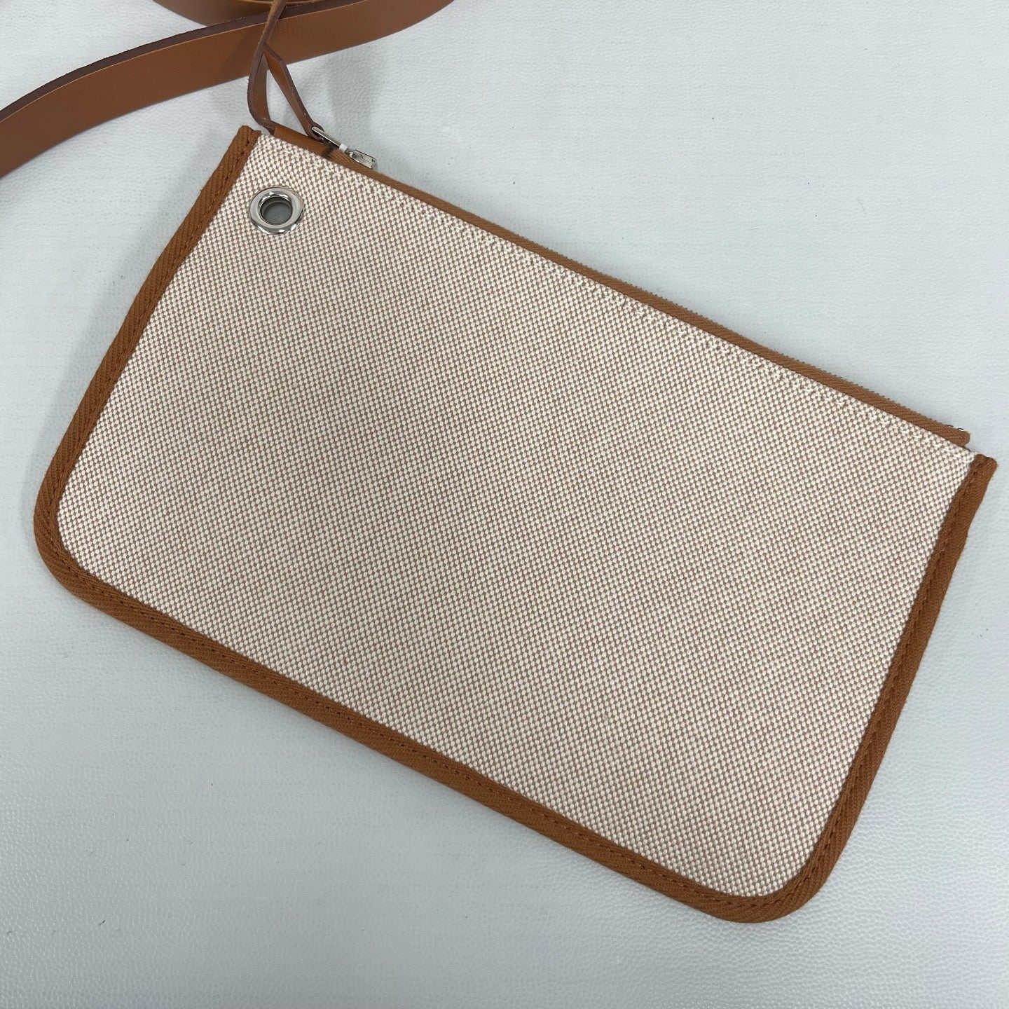Hermès - Herbag Zip 31 - Toile H Canvas and Vache Hunter Leather - Brown and Beige - (Medium)