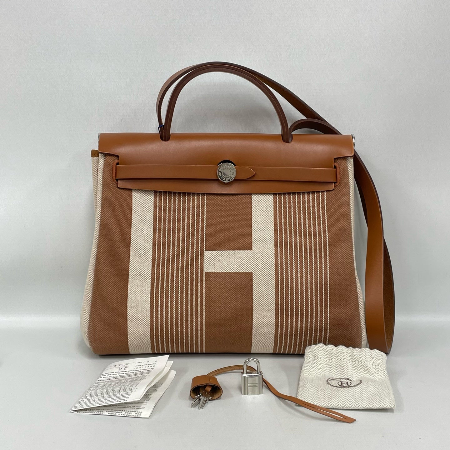 Hermès - Herbag Zip 31 - Toile H Canvas and Vache Hunter Leather - Brown and Beige - (Medium)