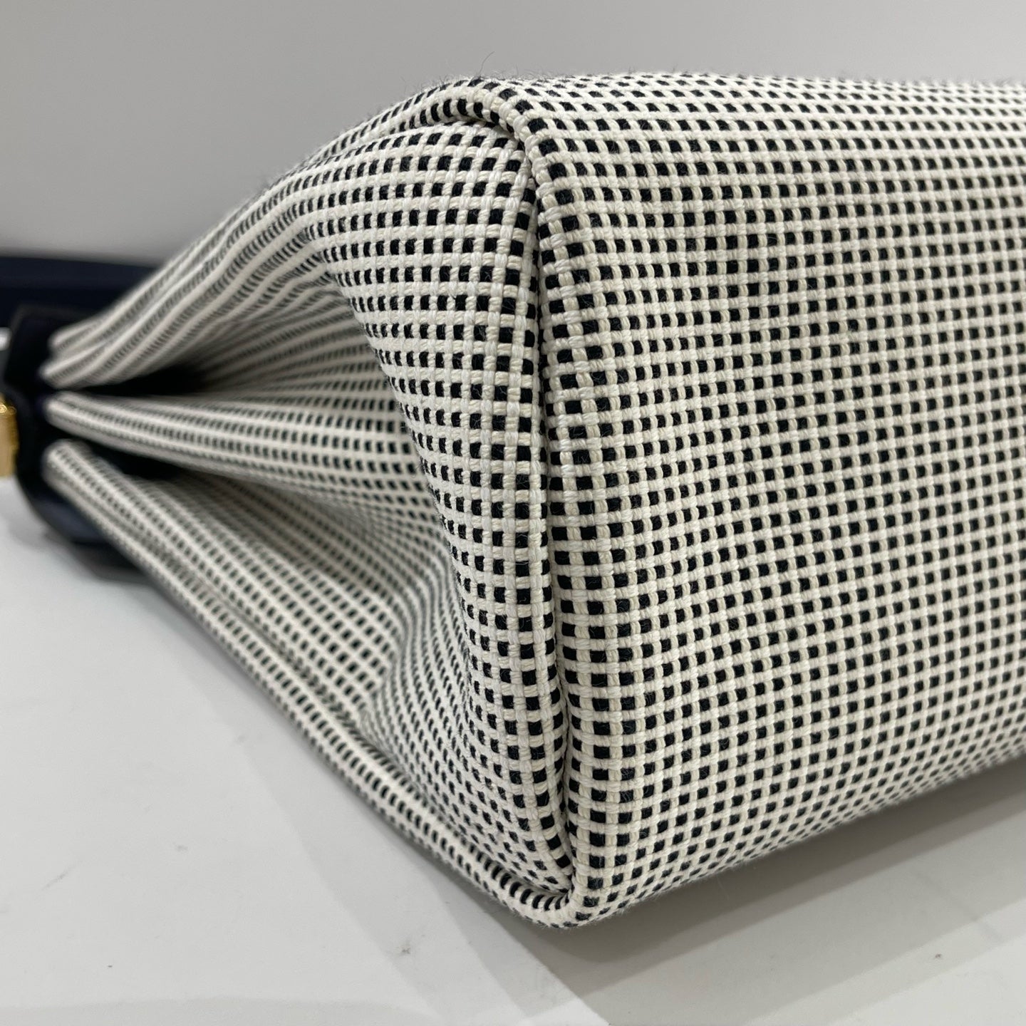Hermès - Herbag Zip Retourne 31 - Canvas and leather - Black, White, and Midnight Blue with Gold-Tone Hardware - (Medium)