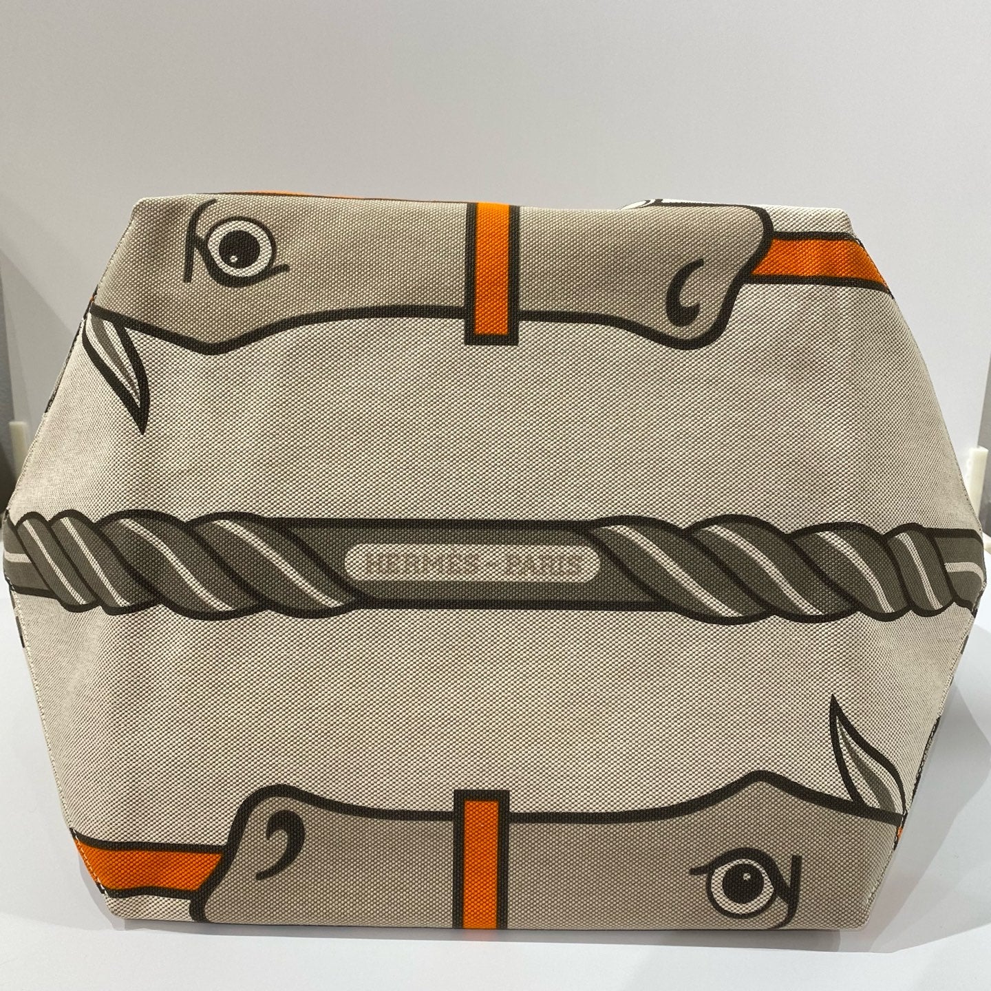 Hermès - Horse Head Beach Bag - Canvas with leather trim and rope handles - Beige, Orange, Grey, Brown - (Large)