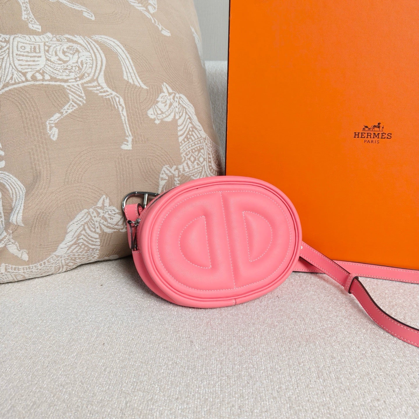 Hermès - In The Loop Belt Bag - Swift leather - Pink with Silver-tone Hardware - (mini)