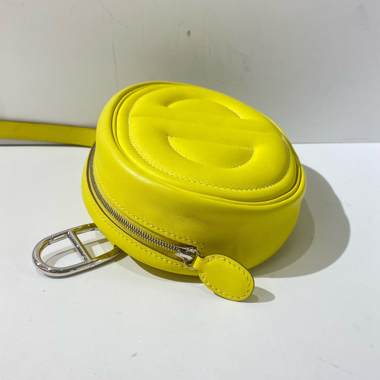 Hermès - Intheloop - Leather - Yellow - (mini)