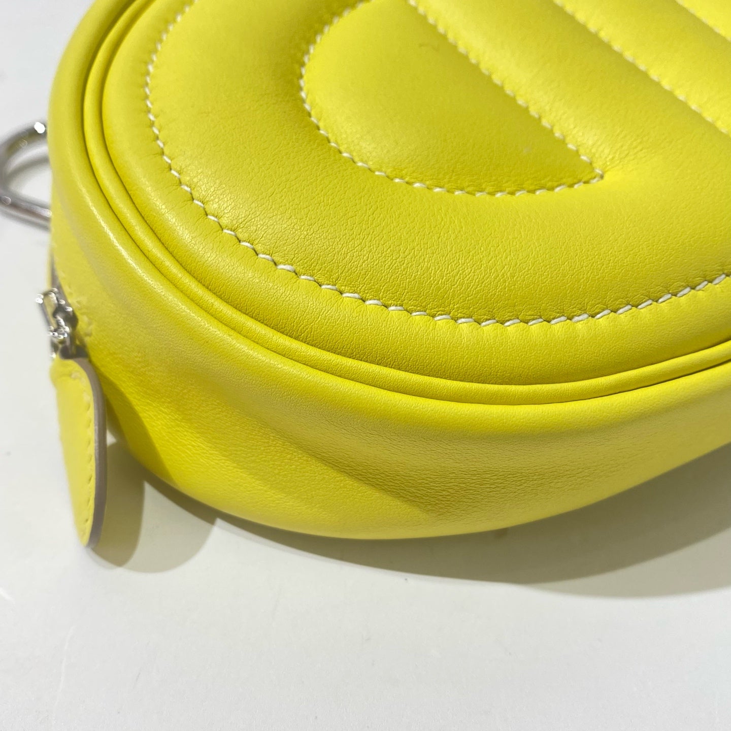 Hermès - Intheloop - Leather - Yellow - (mini)