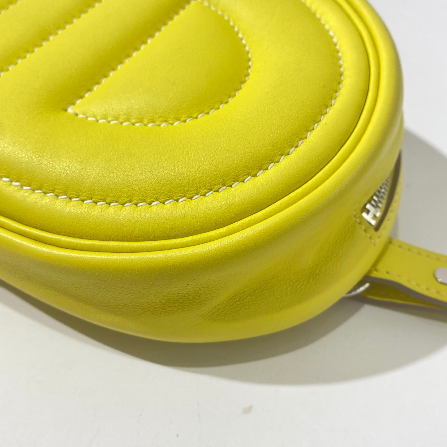 Hermès - Intheloop - Leather - Yellow - (mini)