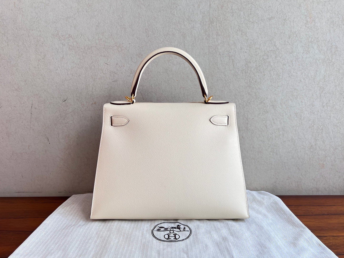 Hermès - Kelly 28 - Leather - White - (small)