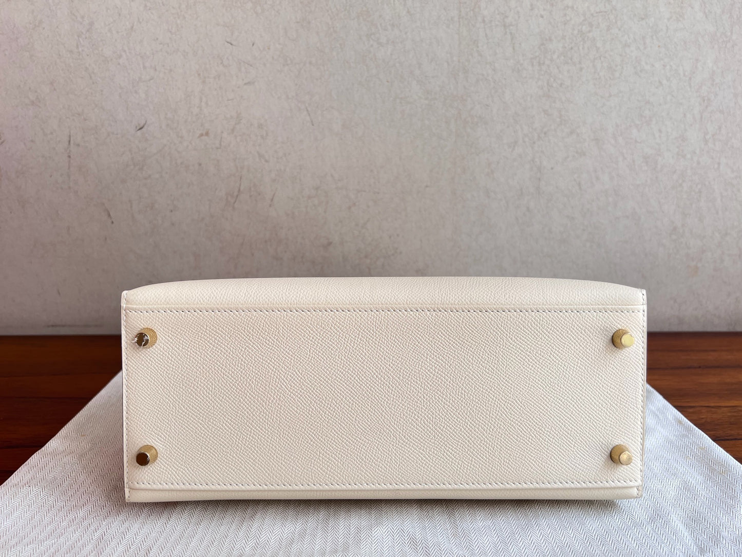 Hermès - Kelly 28 - Leather - White - (small)