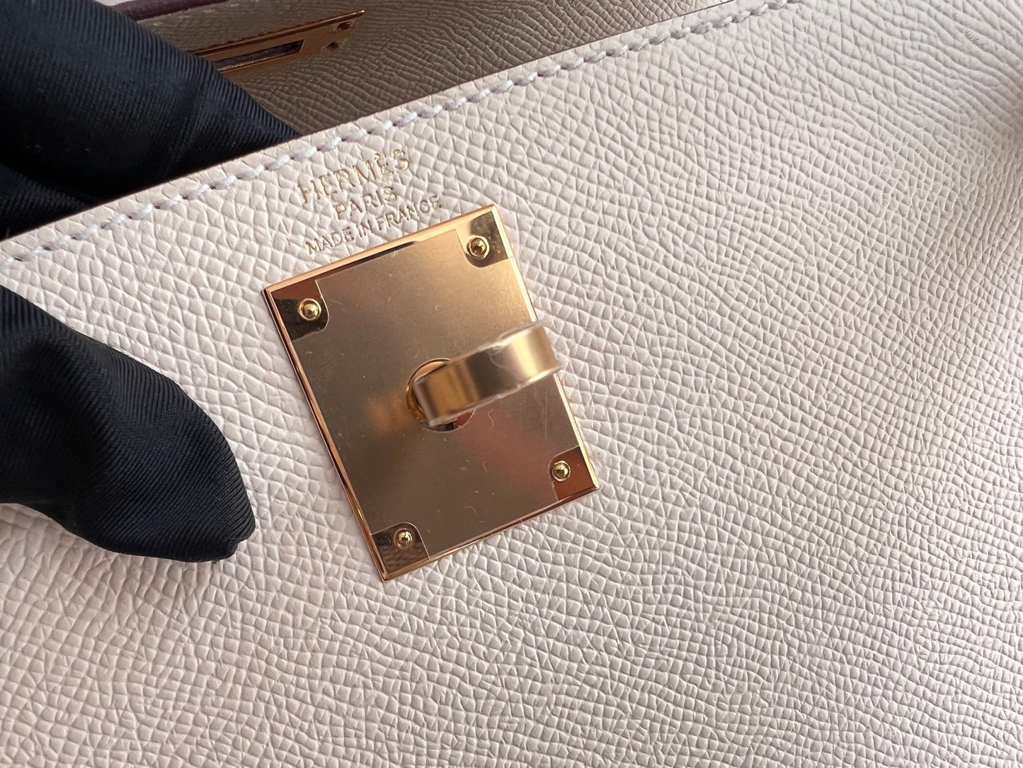 Hermès - Kelly 28 - Leather - White - (small)