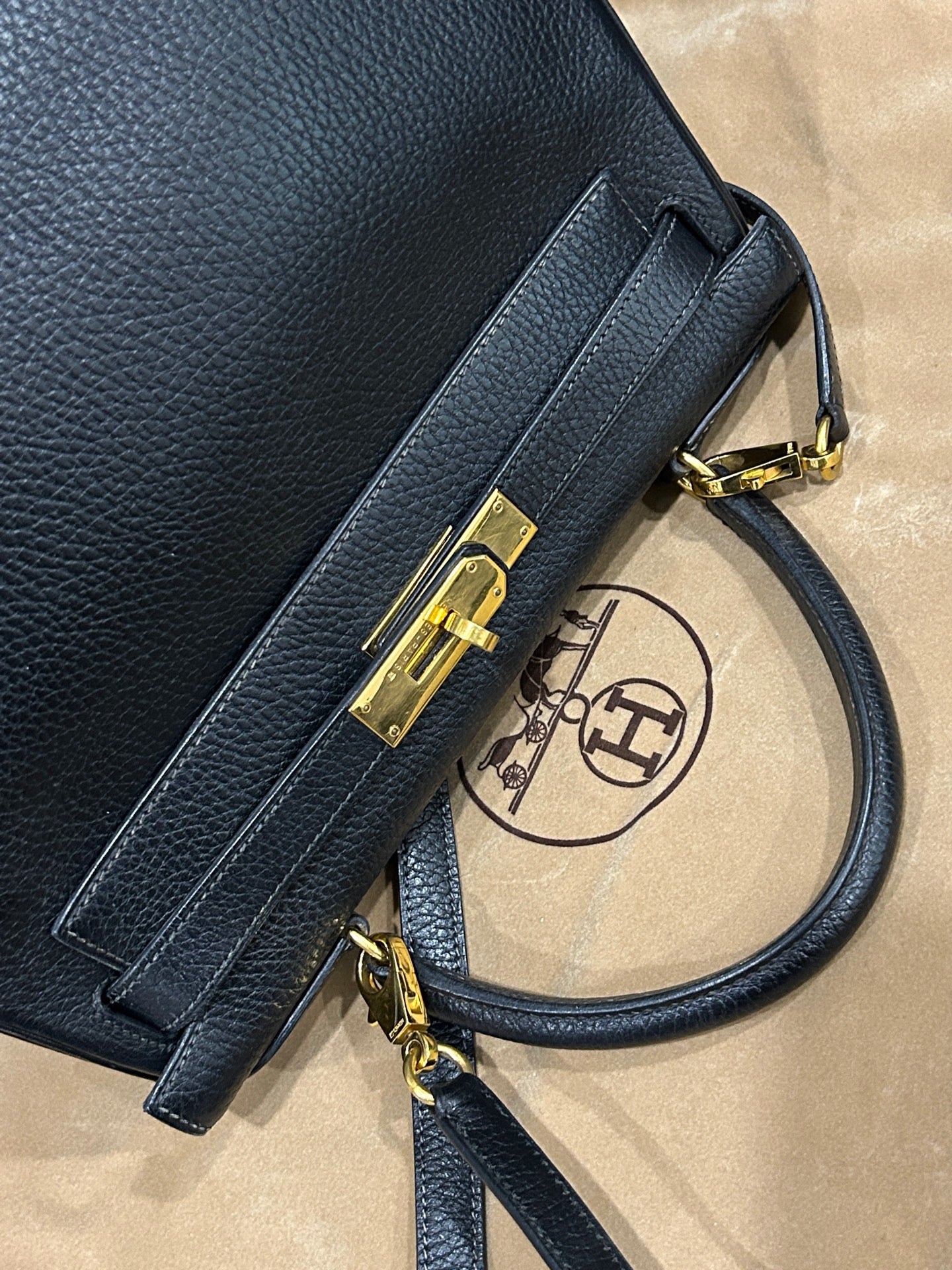 Hermès - Kelly - Leather - Black - (28cm)