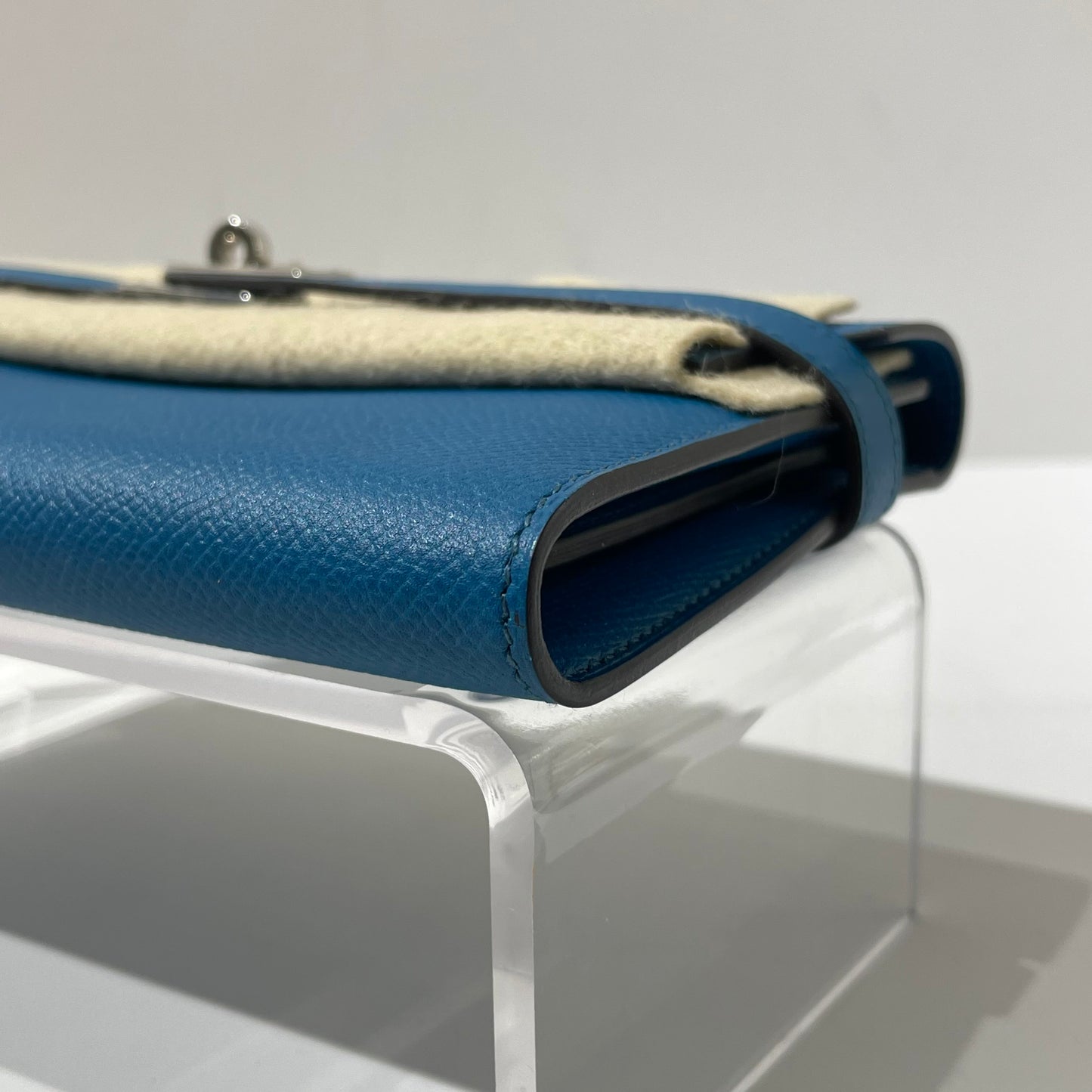 Hermès - Kelly - Leather - Blue - (Long)