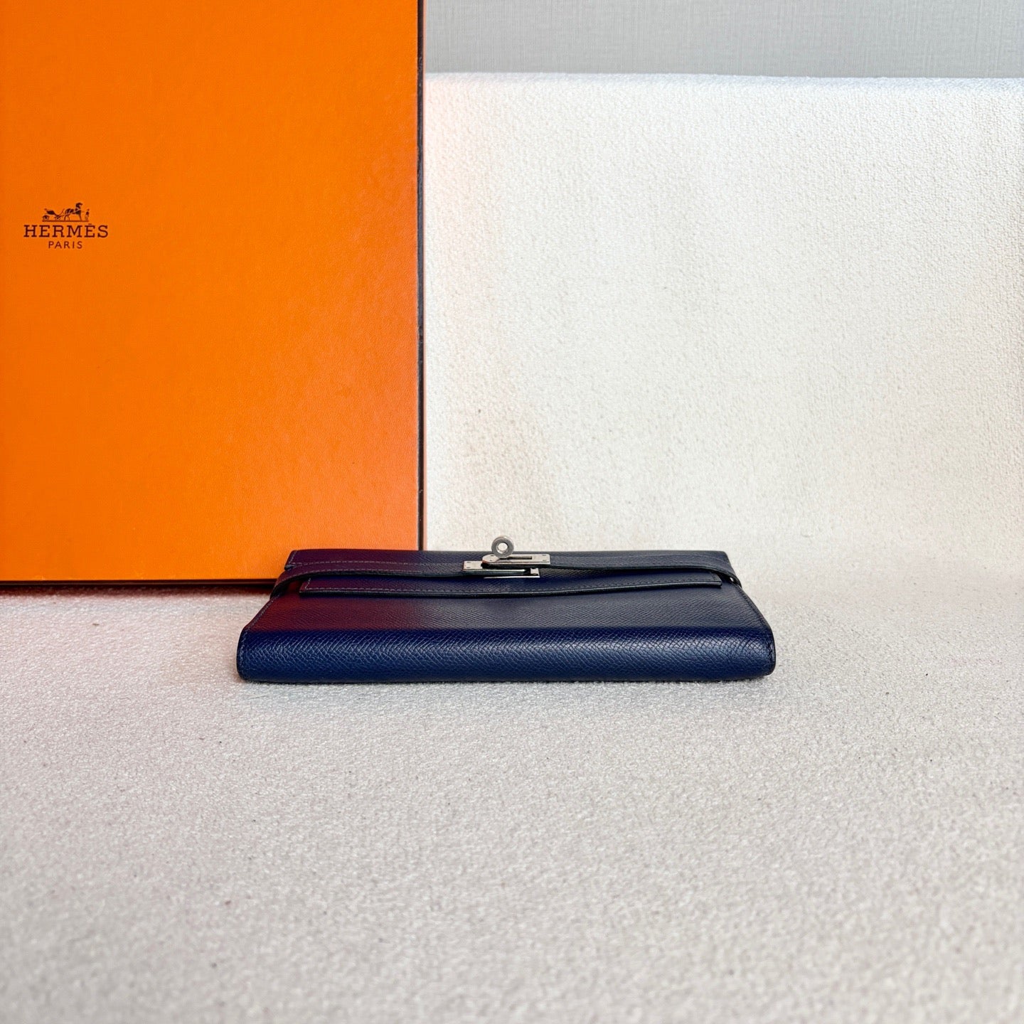 Hermes - Kelly - Leather - Navy - (Small)