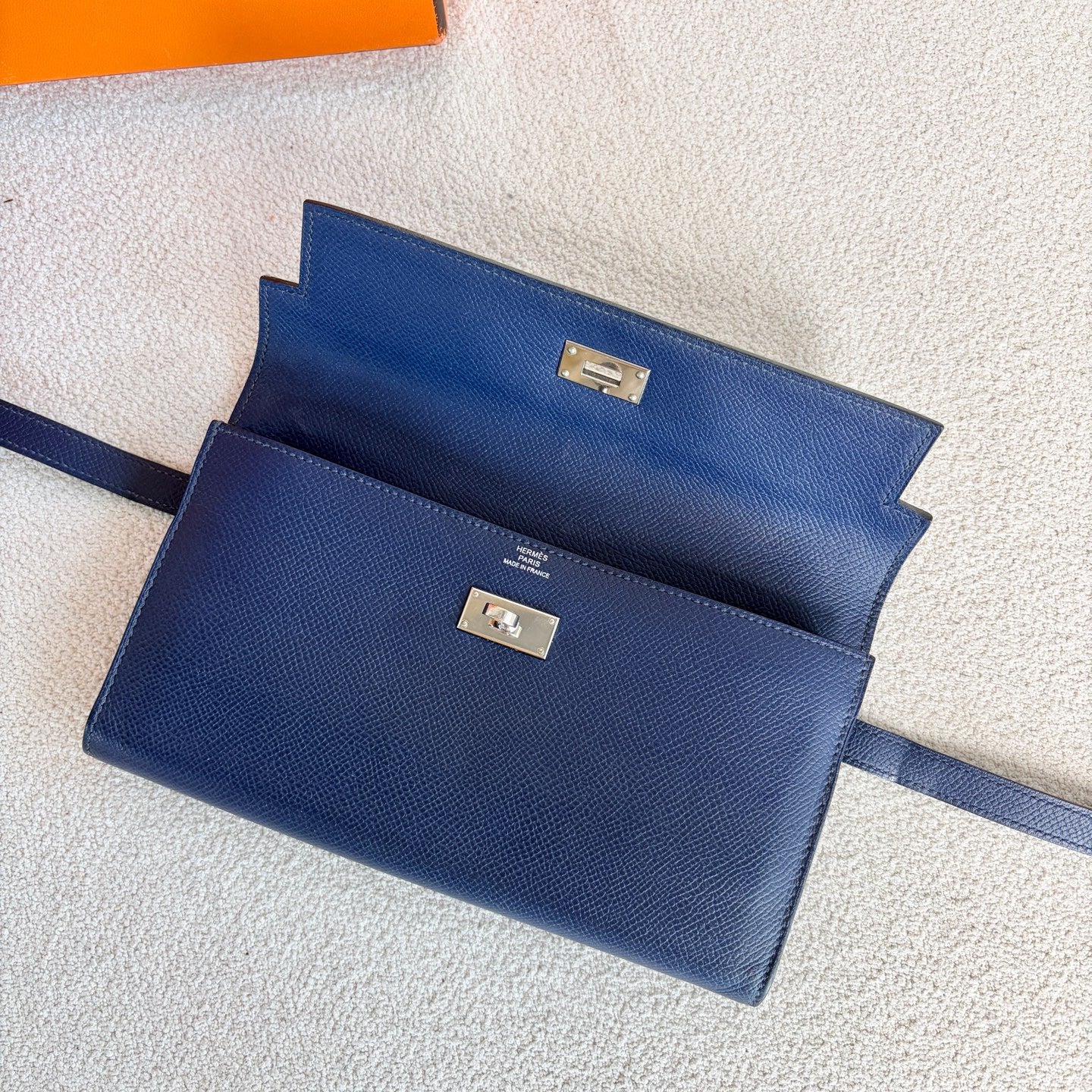 Hermes - Kelly - Leather - Navy - (Small)
