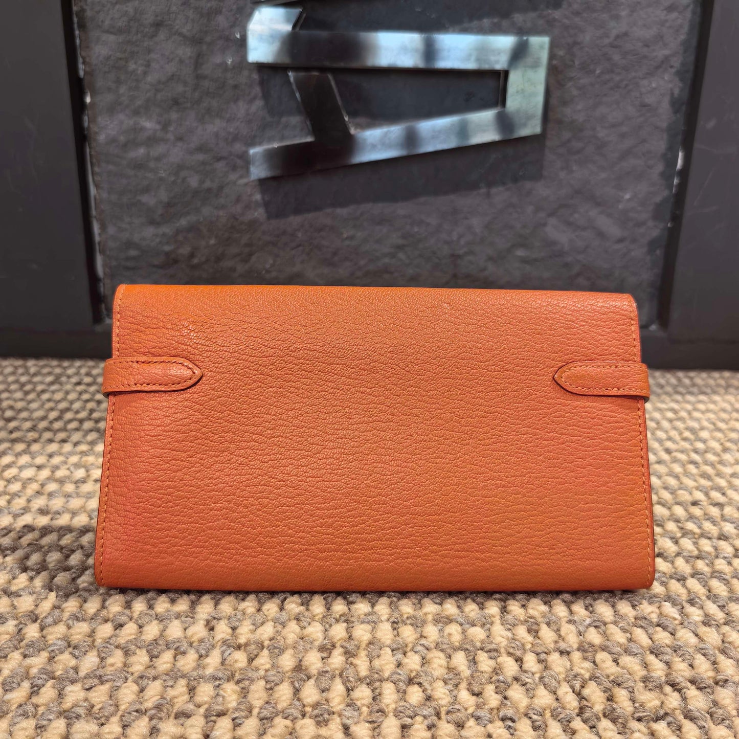 Hermes - Kelly - Leather - Orange - (medium)