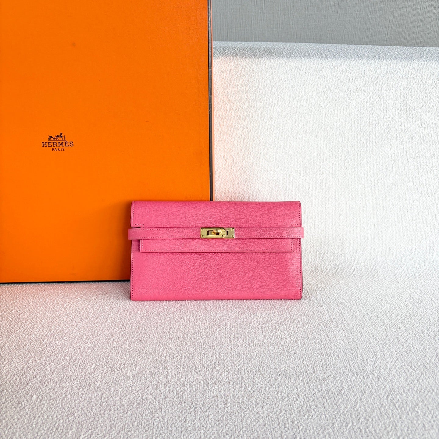Hermes - Kelly - Leather - Pink - (small)