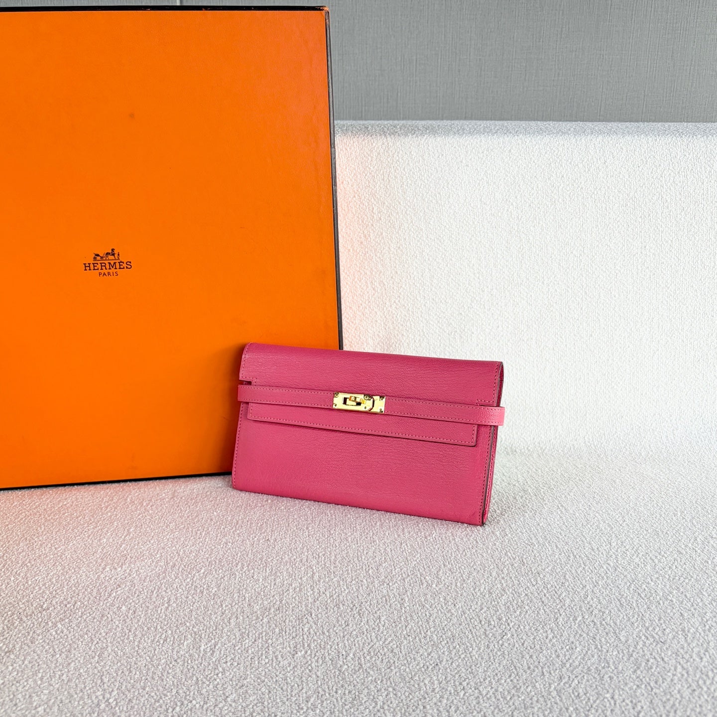 Hermes - Kelly - Leather - Pink - (small)