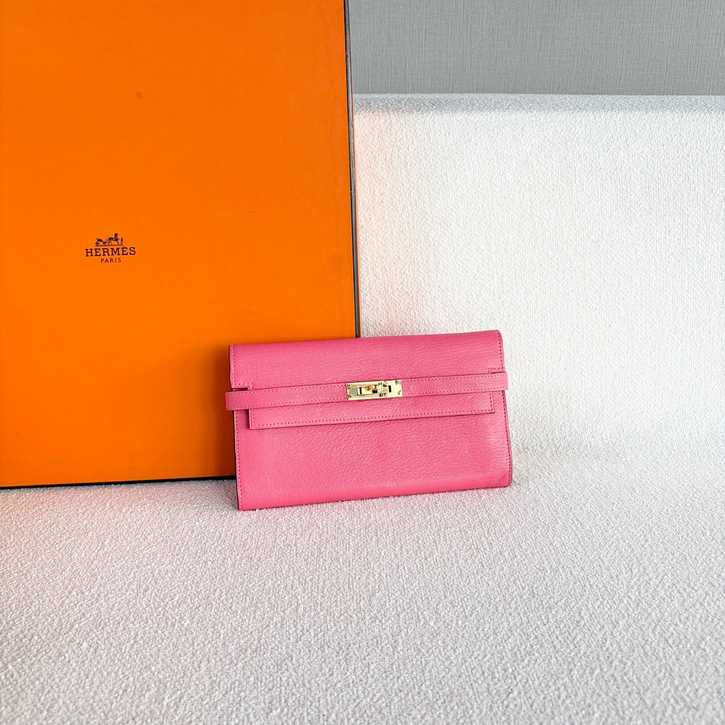 Hermes - Kelly - Leather - Pink - (small)