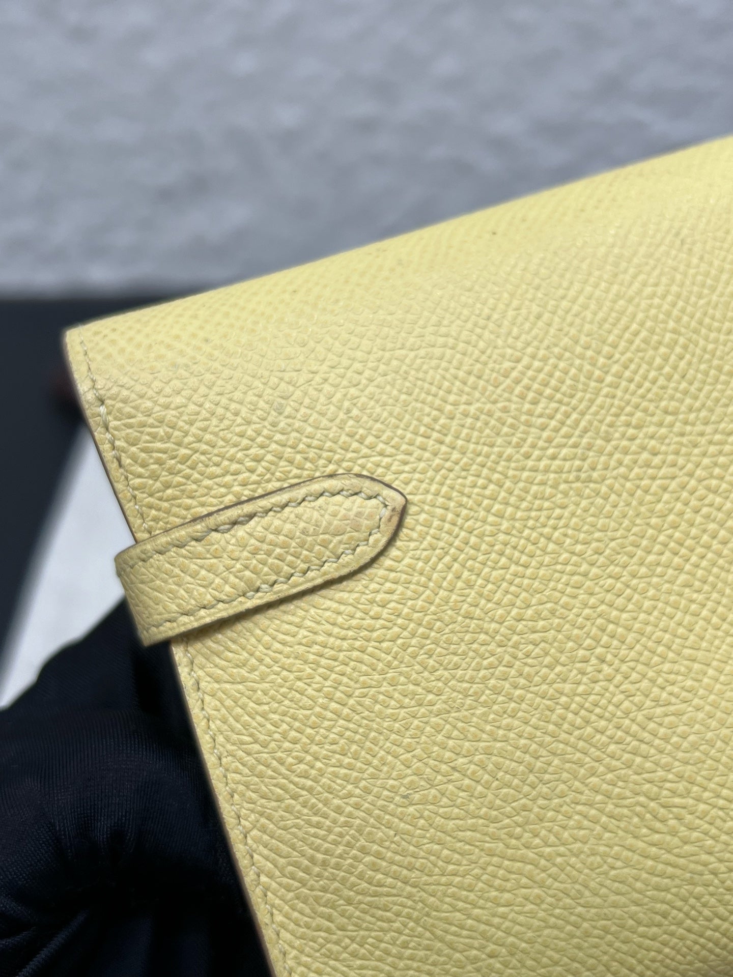 Hermes - Kelly - Leather - Yellow - (large)