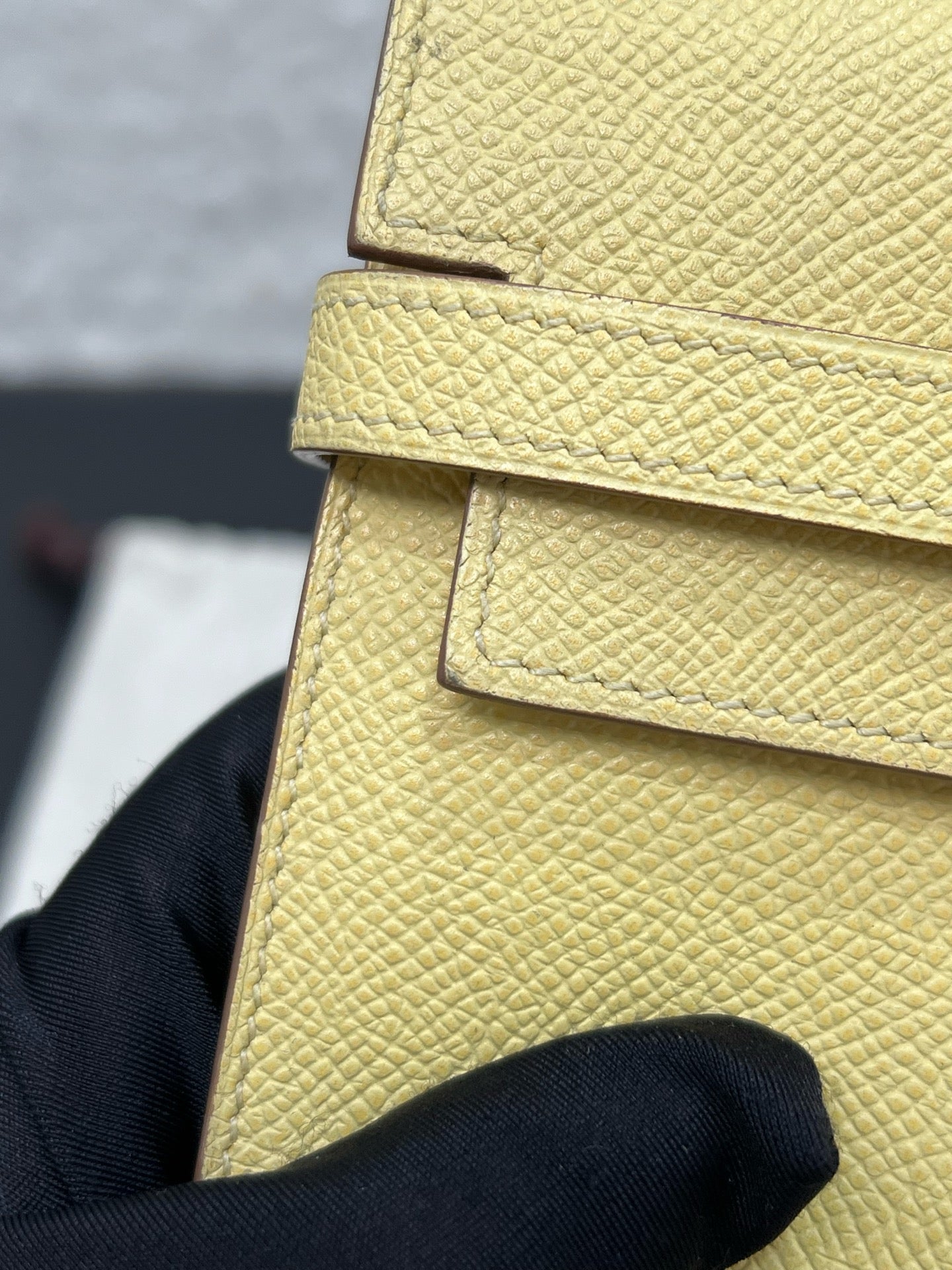 Hermes - Kelly - Leather - Yellow - (large)