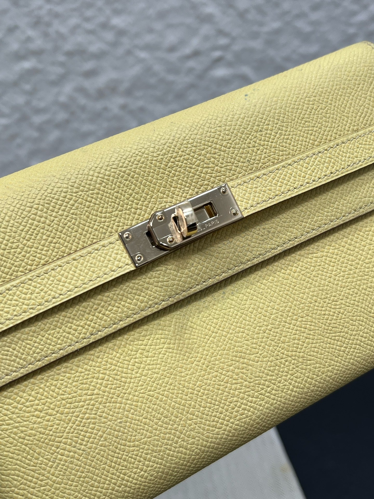 Hermes - Kelly - Leather - Yellow - (large)