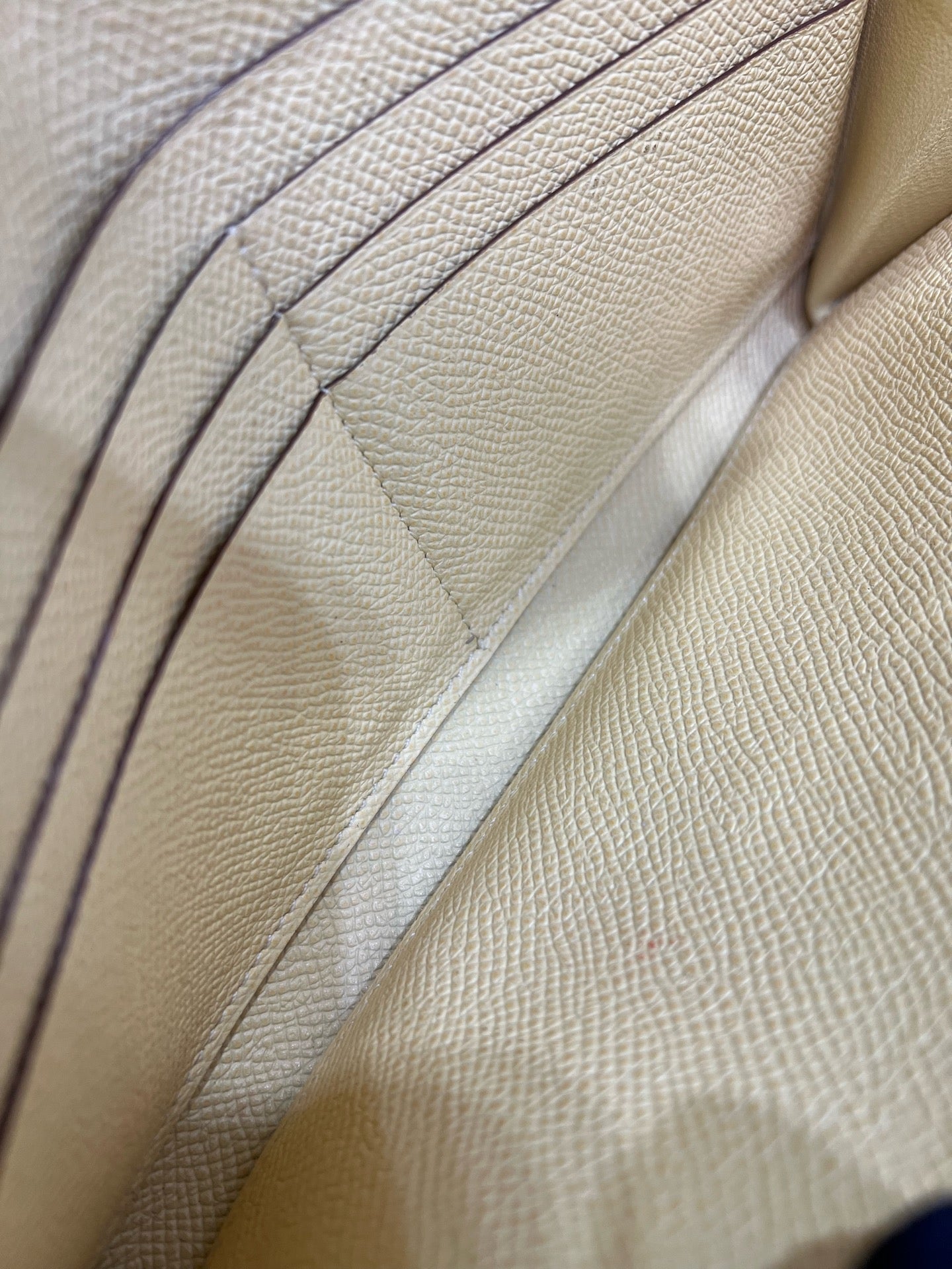 Hermes - Kelly - Leather - Yellow - (large)