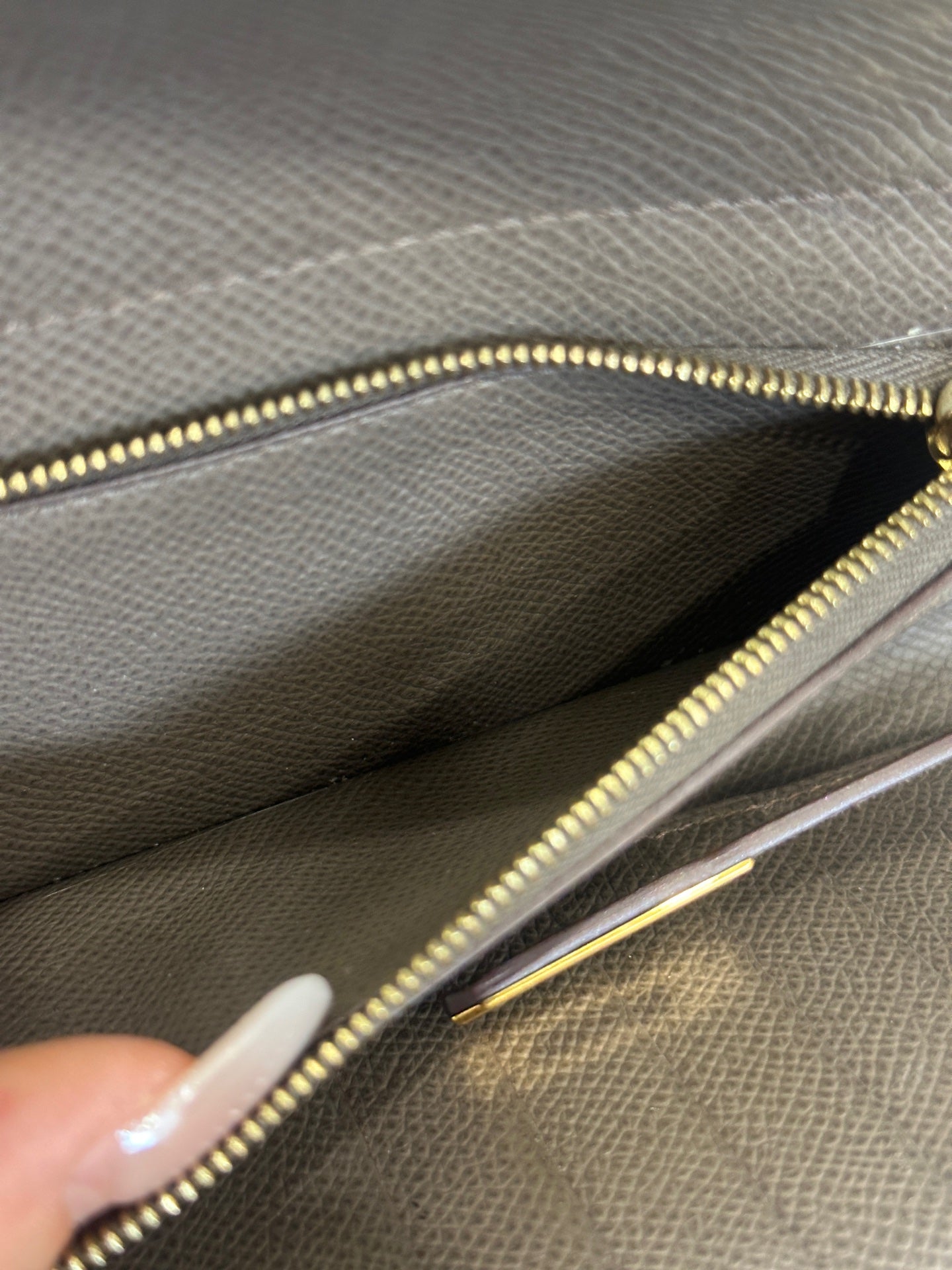 Hermès - Kelly Long Trifold Wallet - Epsom leather - Pewter Grey with Gold-Tone Hardware - (long)