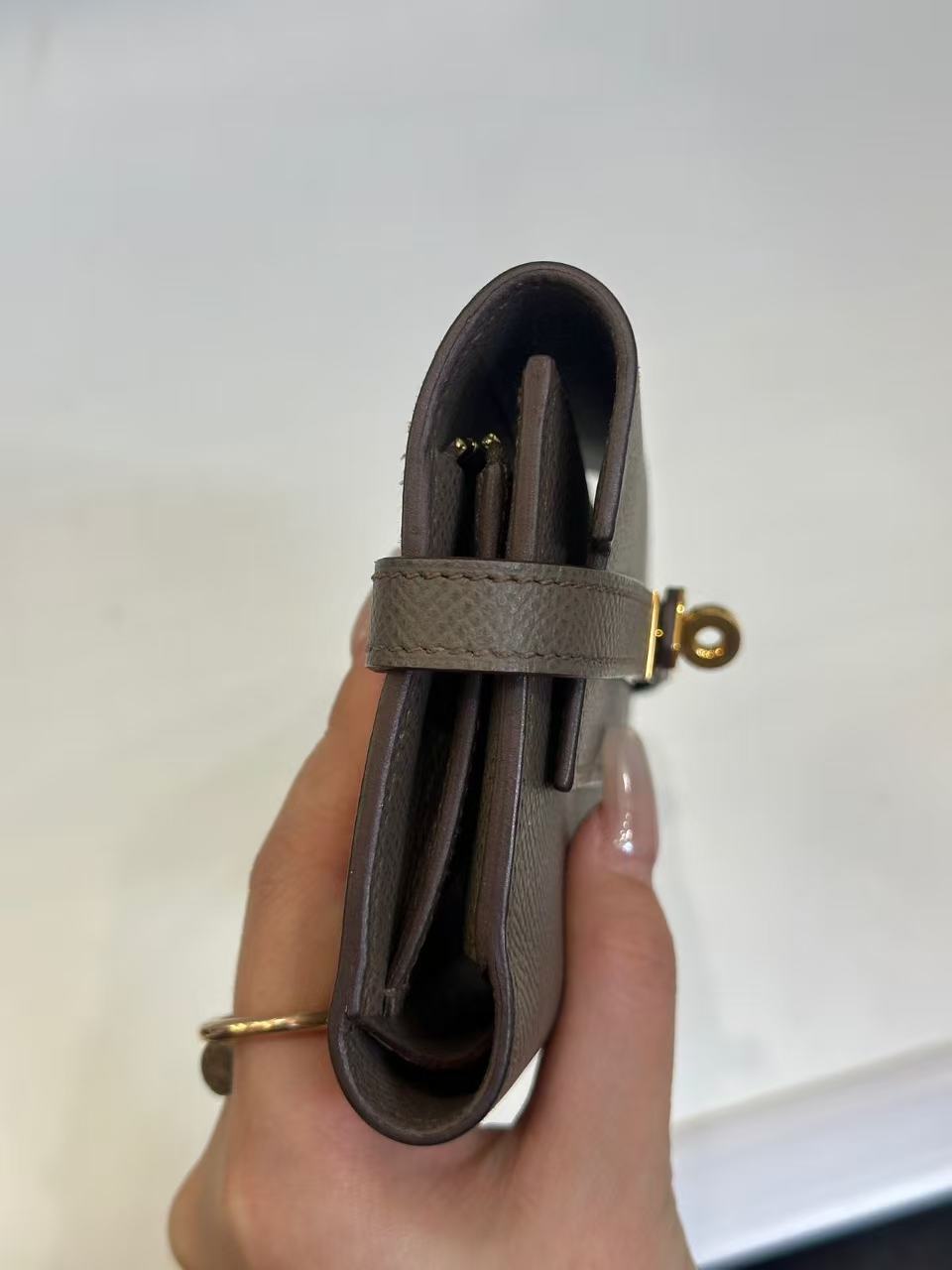 Hermès - Kelly Long Wallet - Epsom calf leather - Tin Grey with Gold-Tone Hardware - (Other)