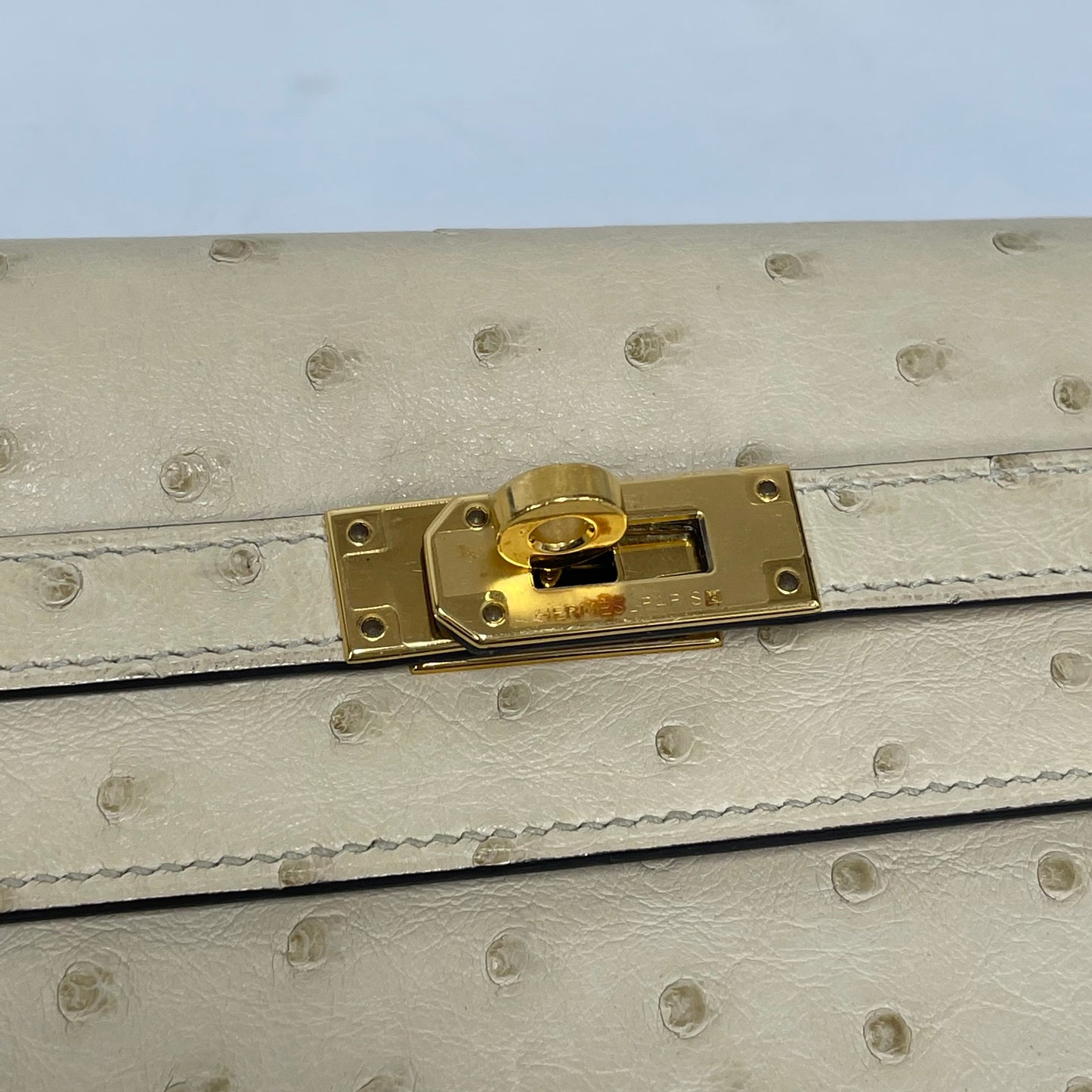 Hermès - Kelly Wallet - Ostrich leather - Beige with Gold-Tone Hardware - (medium)