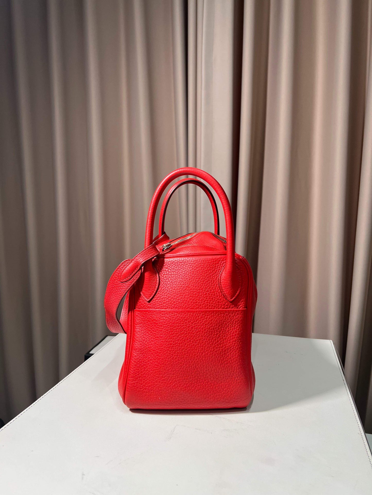 Hermès - Lindy 30 - Clemence leather - Red - (Medium)