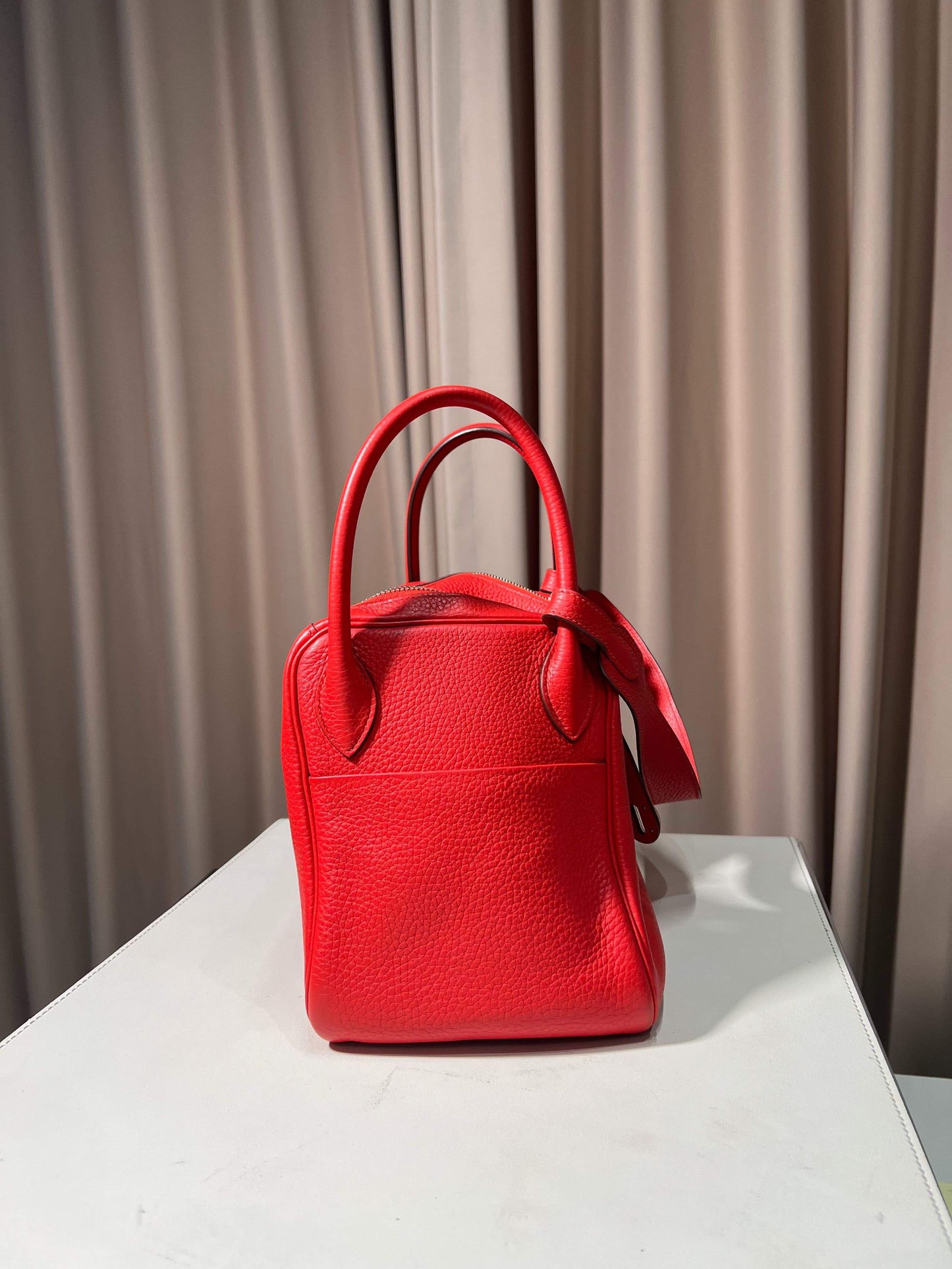 Hermès - Lindy 30 - Clemence leather - Red - (Medium)