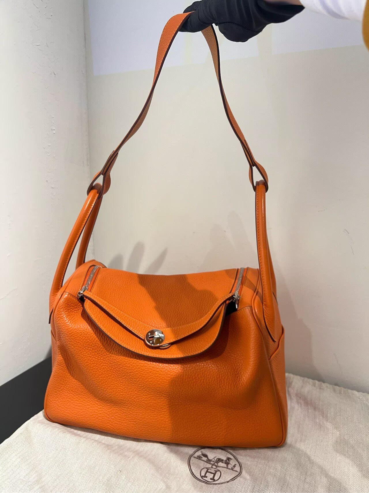 Hermès - Lindy 34 - Clemence leather - Orange - (Medium)