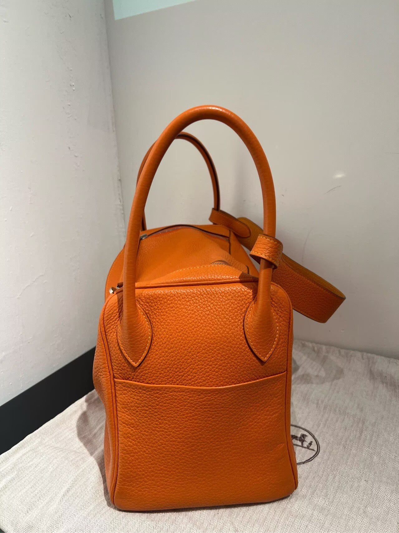 Hermès - Lindy 34 - Clemence leather - Orange - (Medium)
