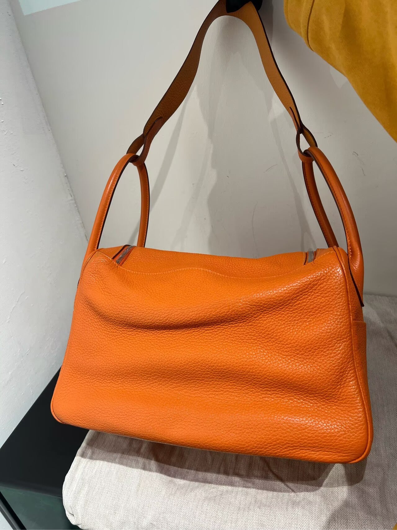 Hermès - Lindy 34 - Clemence leather - Orange - (Medium)