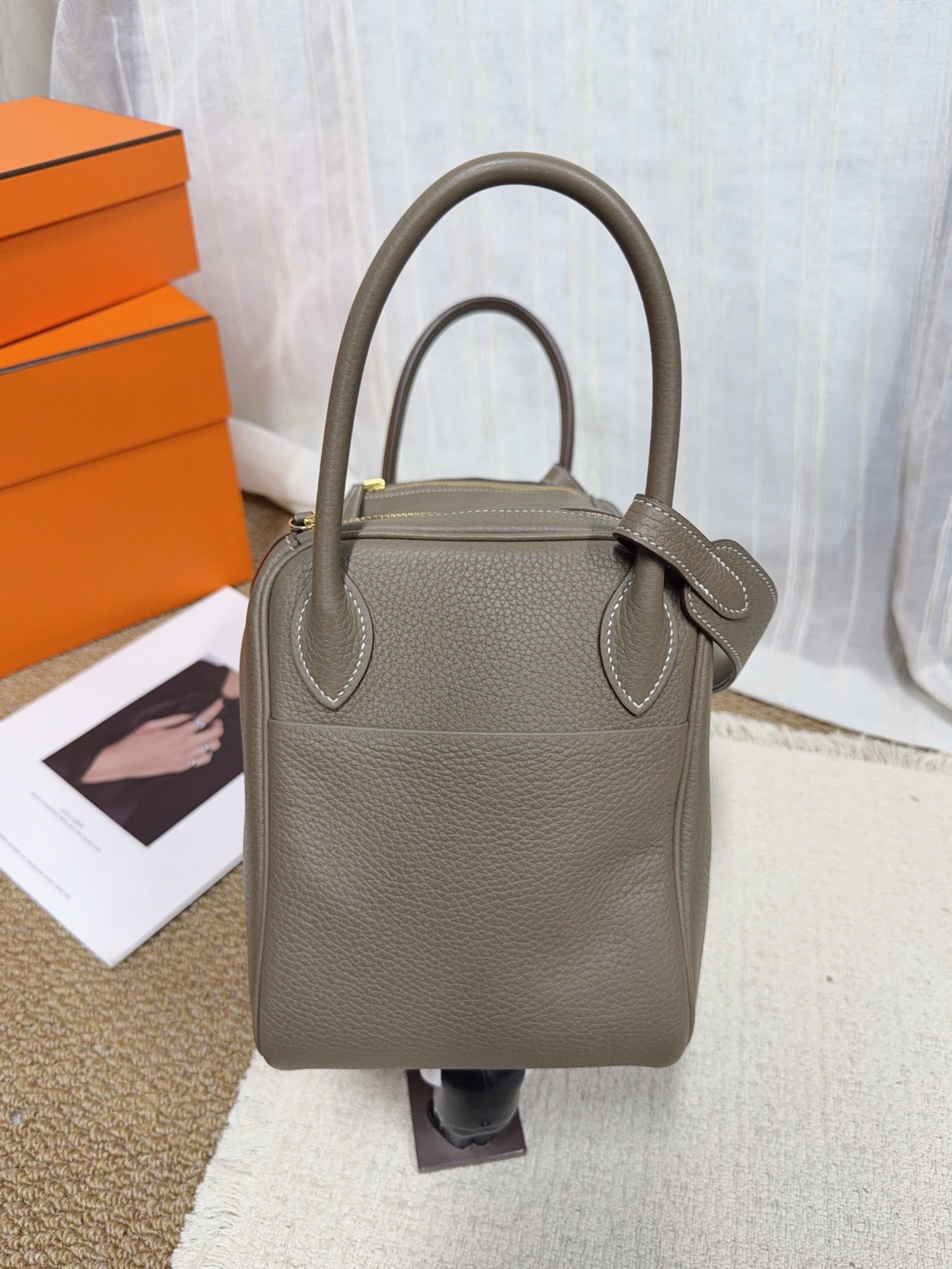 Hermès - Lindy - Leather - Grey - (medium)