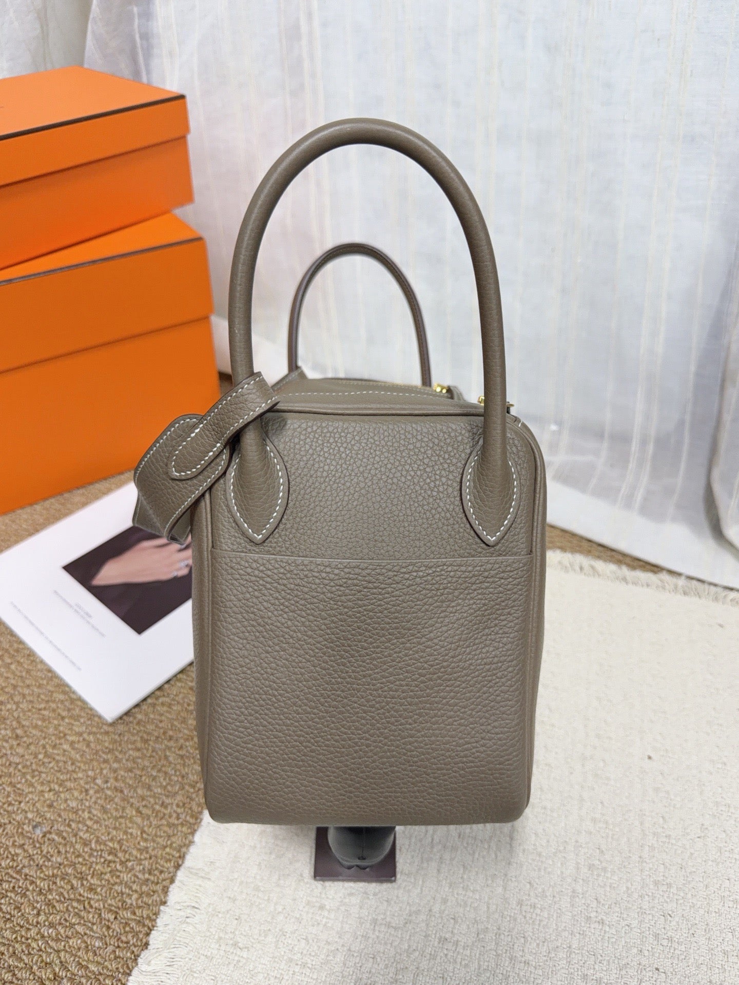 Hermès - Lindy - Leather - Grey - (medium)