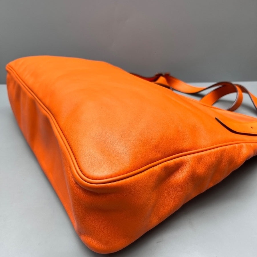 Hermès - Massai - Leather - Orange - (large)