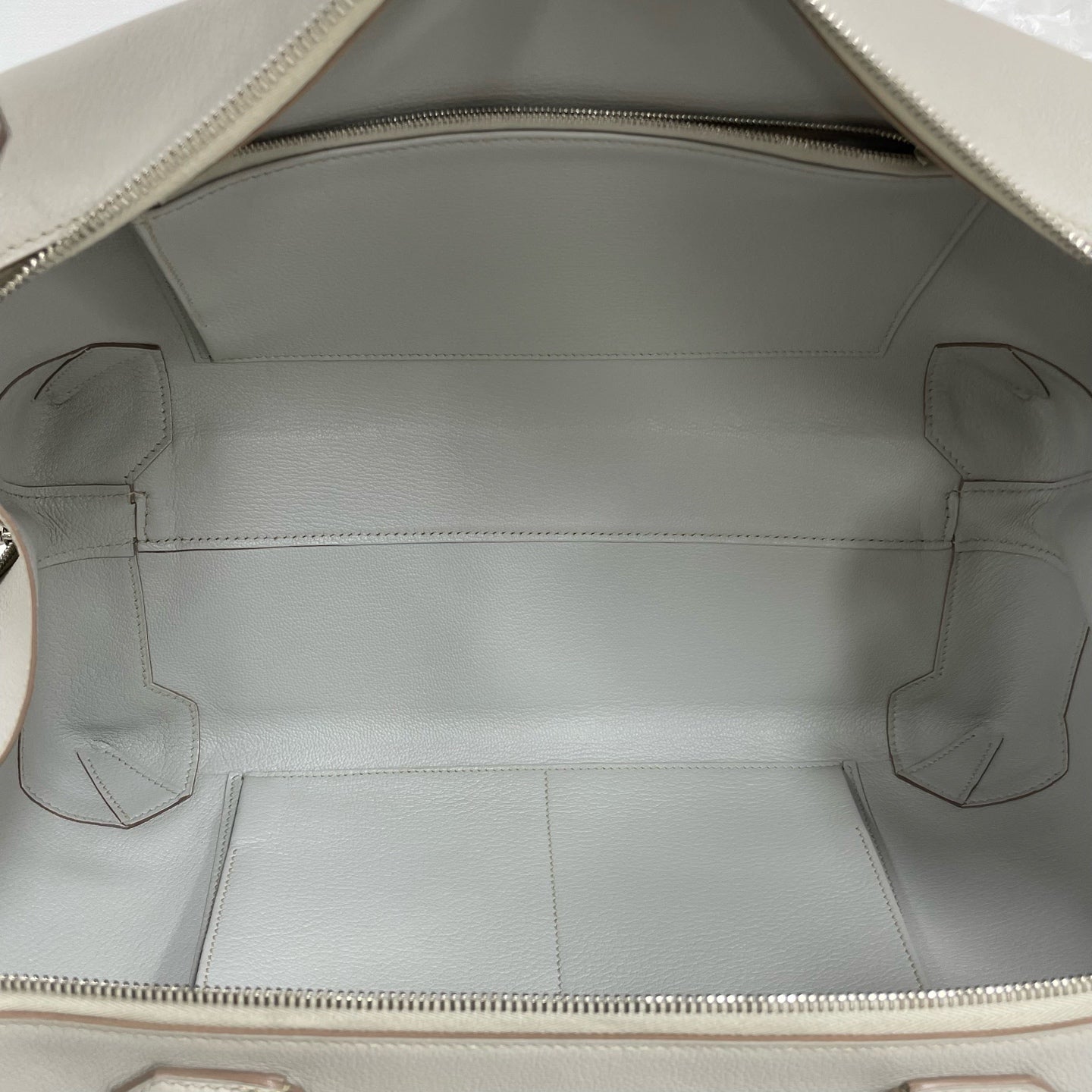 Hermès - Maxi Box - Pebbled calfskin leather - Light Grey - (Large)
