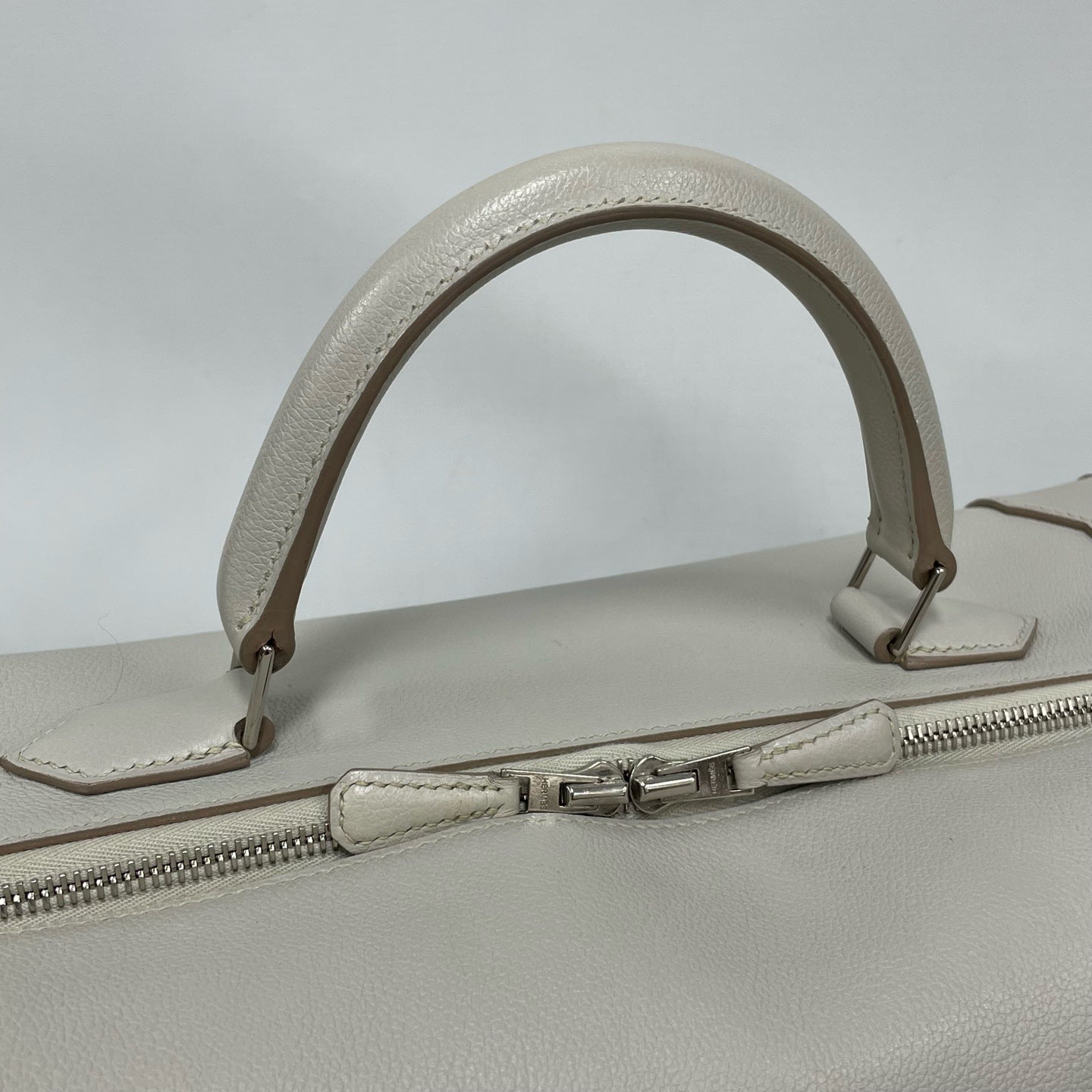 Hermès - Maxi Box - Pebbled calfskin leather - Light Grey - (Large)