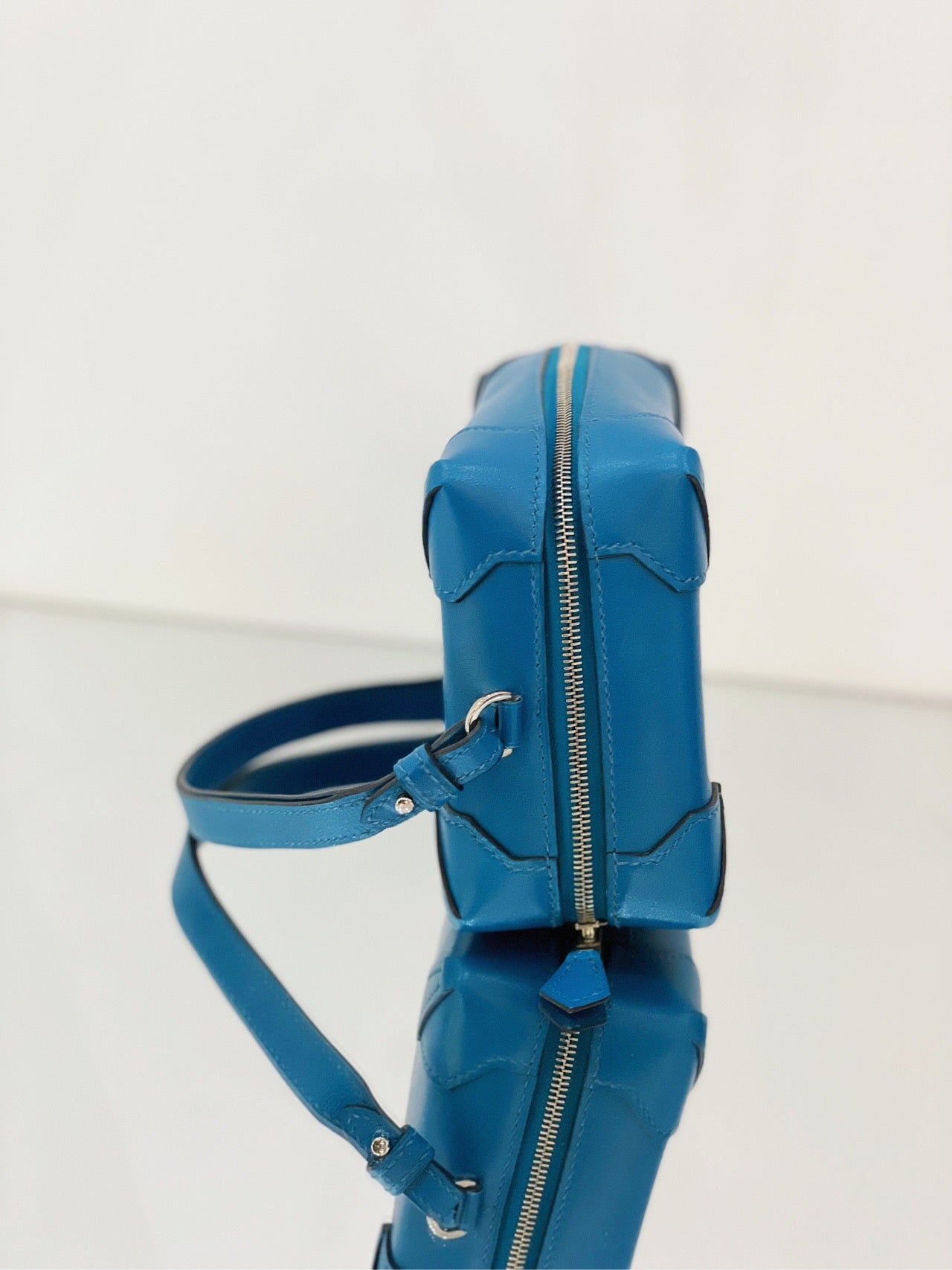 Hermès - Maxibox Clutch - Tadelakt leather - Izmir Blue - (small)