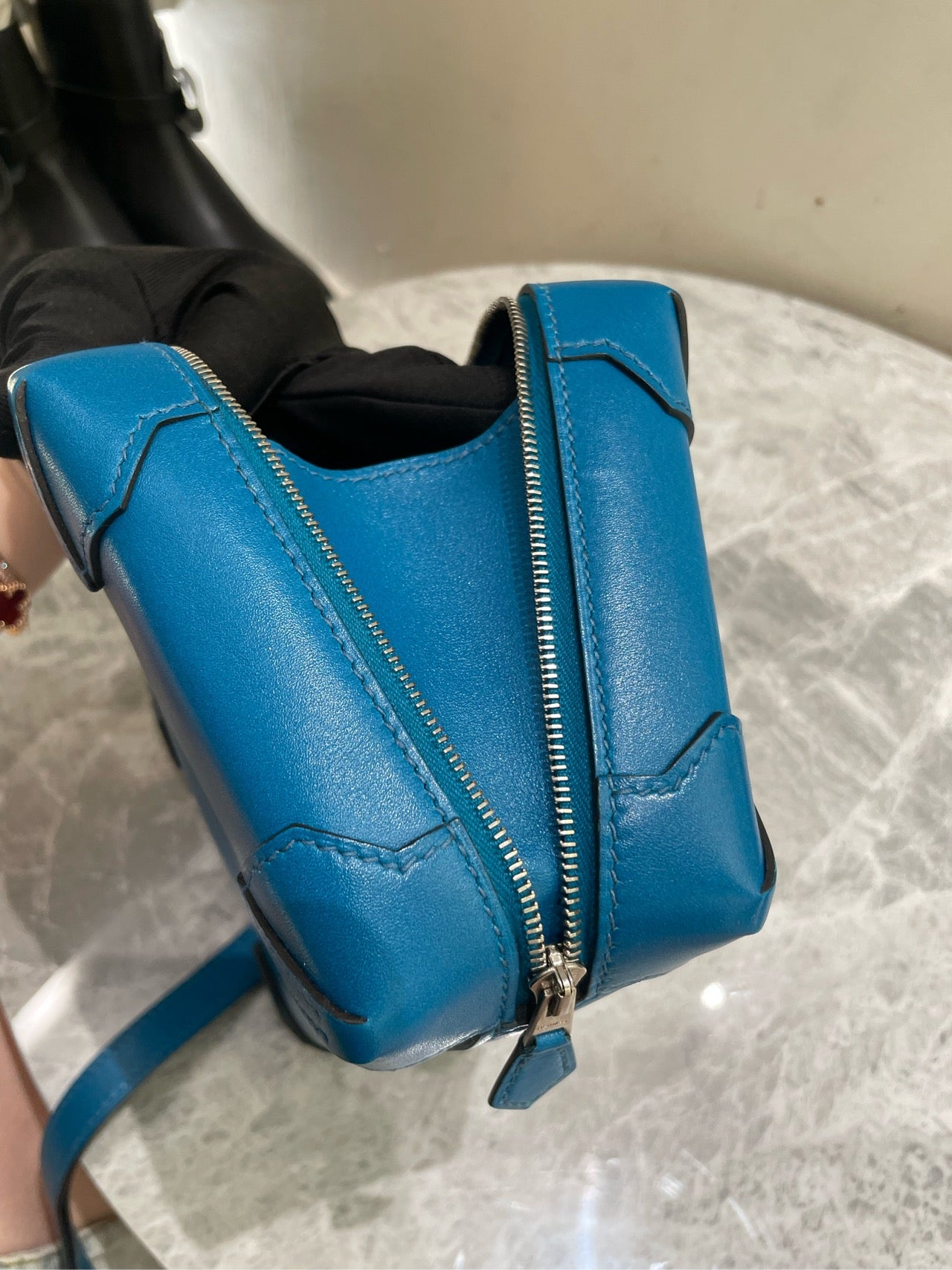 Hermès - MAXIBOX - Leather - Blue - (mini)
