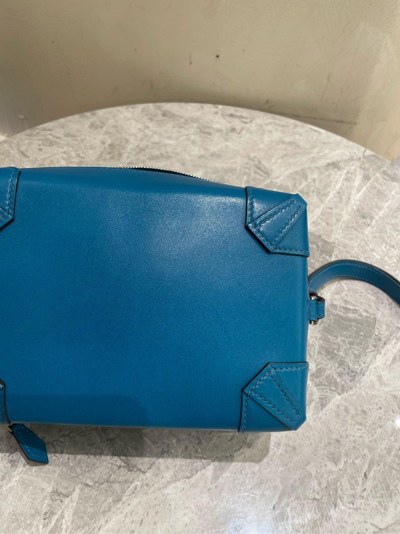 Hermès - MAXIBOX - Leather - Blue - (small)