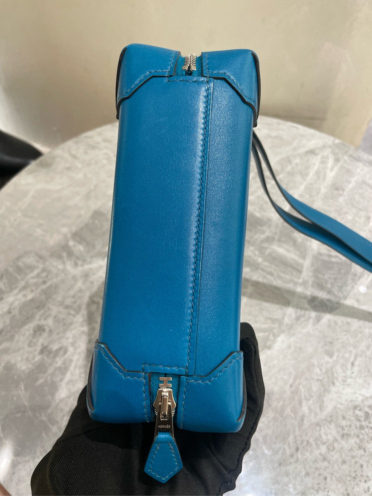 Hermès - MAXIBOX - Leather - Blue - (small)