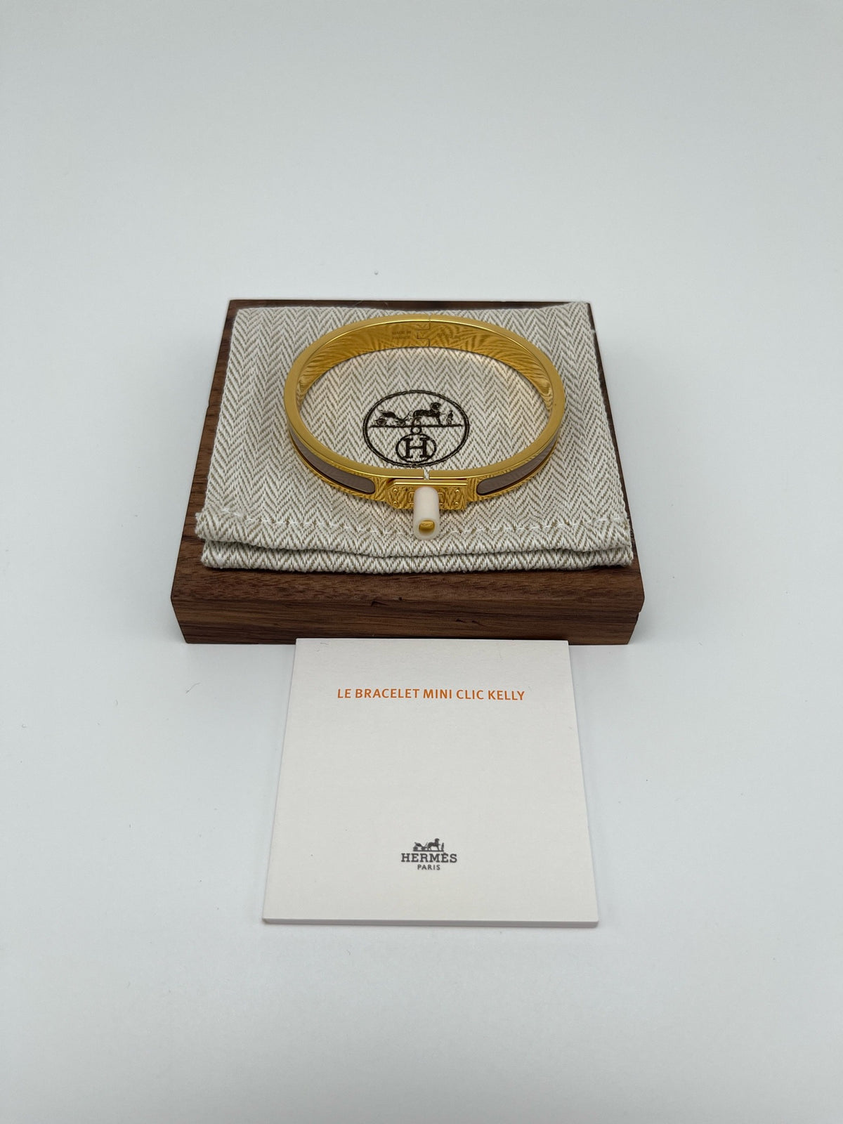 Hermes - Mini Clic Kelly - Gold-plated metal with enamel - Gold