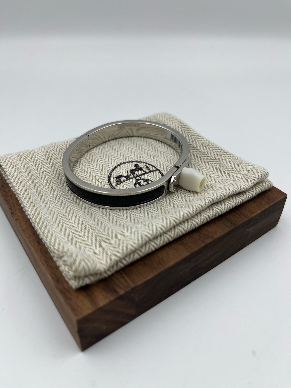 Hermes - Mini Clic Kelly PM - Palladium-plated metal with black enamel inlay. - Multicolour - (PM)