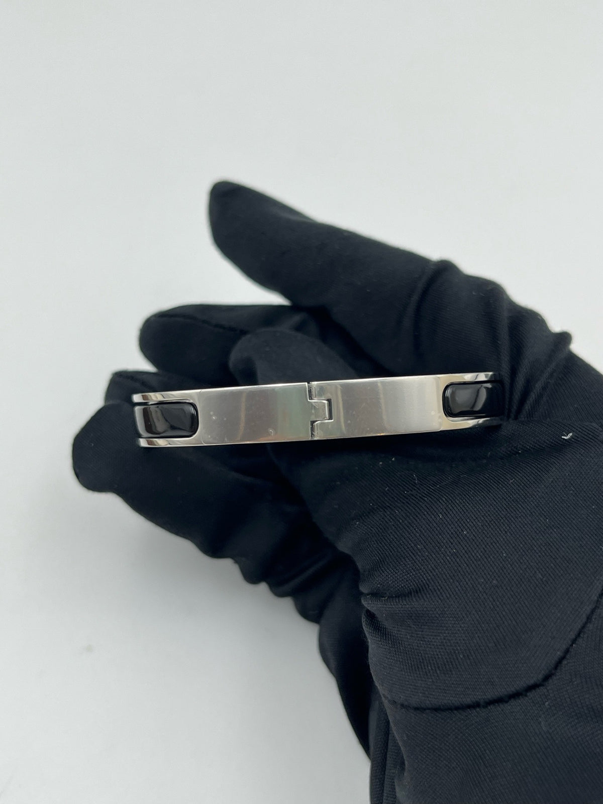 Hermes - Mini Clic Kelly PM - Palladium-plated metal with black enamel inlay. - Multicolour - (PM)