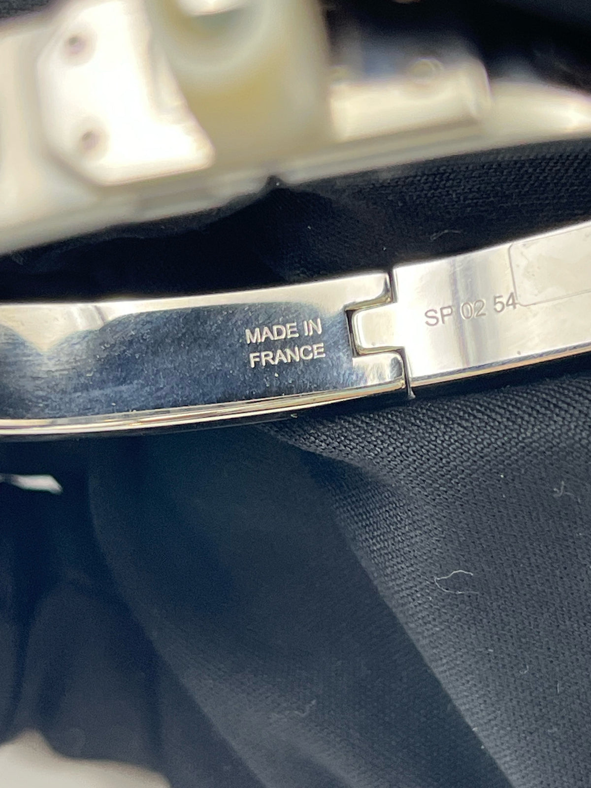 Hermes - Mini Clic Kelly PM - Palladium-plated metal with black enamel inlay. - Multicolour - (PM)